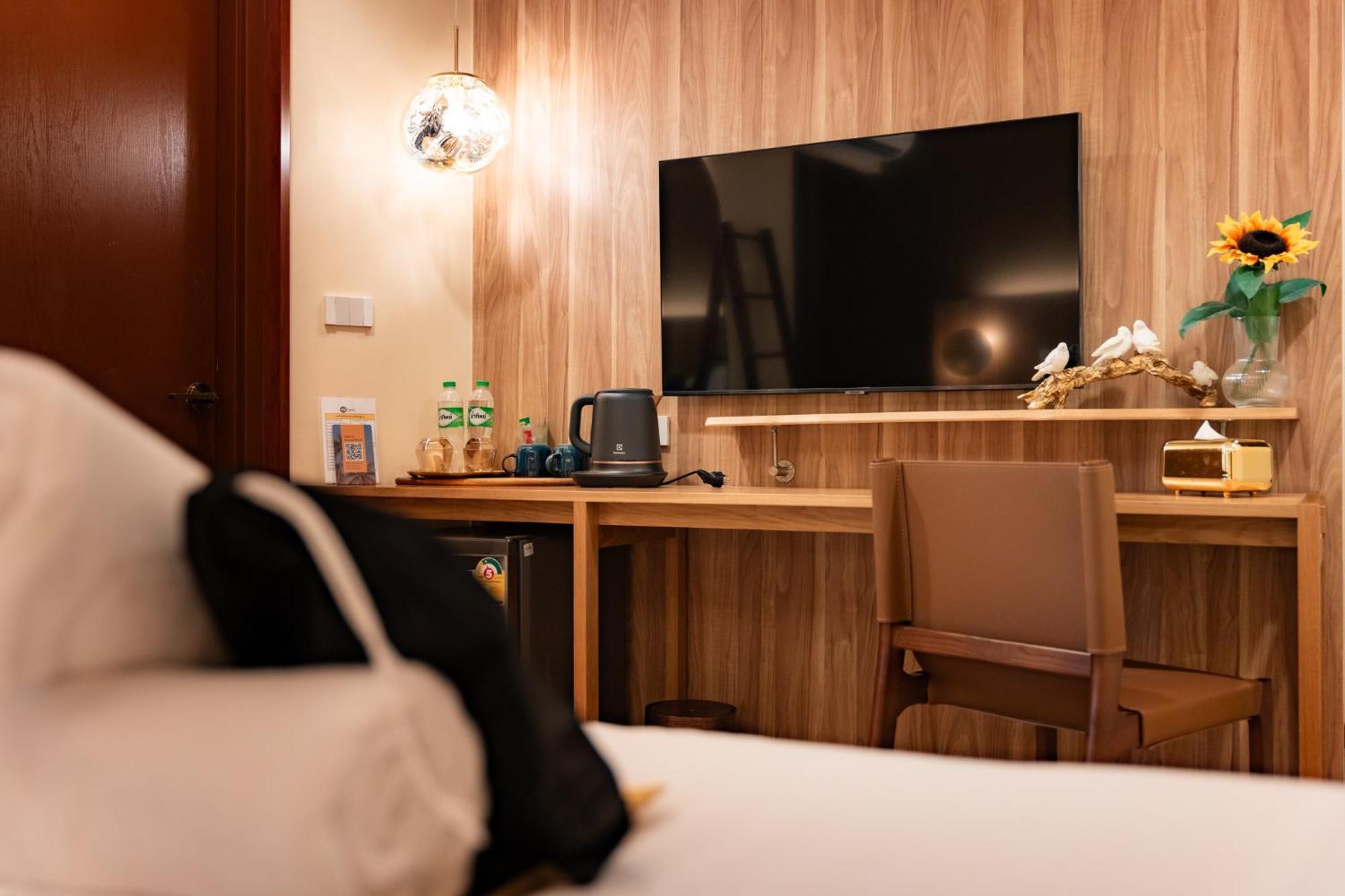 Mybed Chonburi Hotel Exterior photo